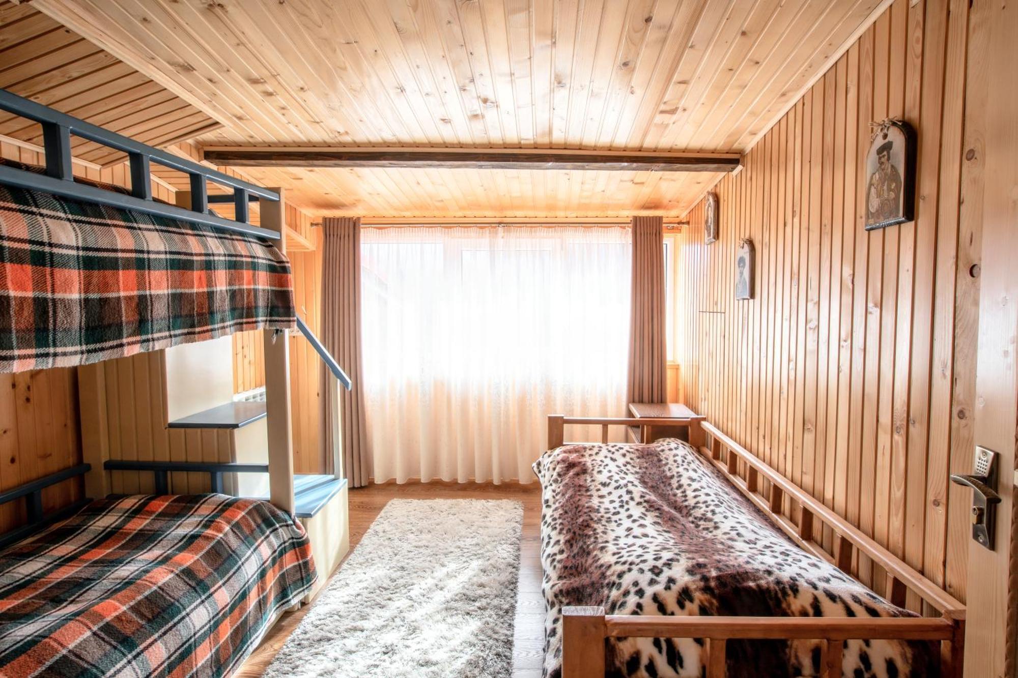 Holiday home близнята